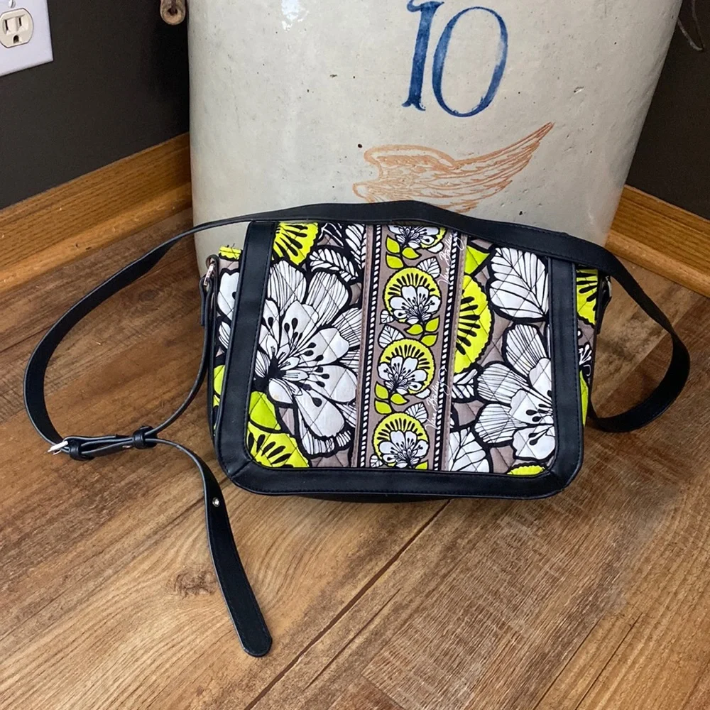 Vera Bradley black, white, & yellow floral crossbody purse